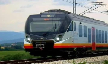 Kamenovan voz na stanici u Nikšiću, pričinjena materijalna šteta