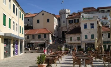 U Herceg Novom 3,2 hiljade gostiju