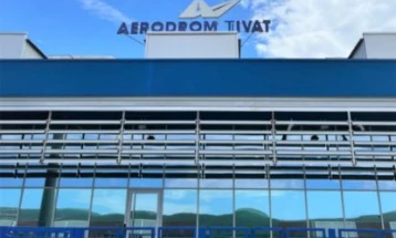 Dojava o bombi u avionu bila lažna