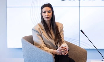Gvozdenović: Ministarstva polovično transparentna