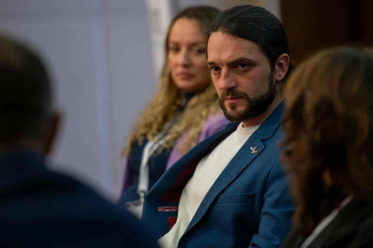 Dragicevic files criminal complaint against Knezevic