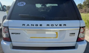 Granična policija oduzela Range Rover na GP Sukobin–Murićani