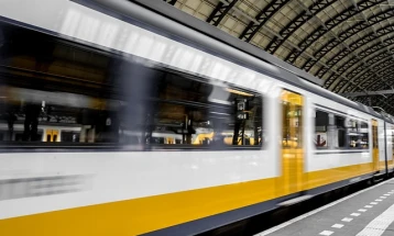 Monstat: Fewer passengers transported by rail 