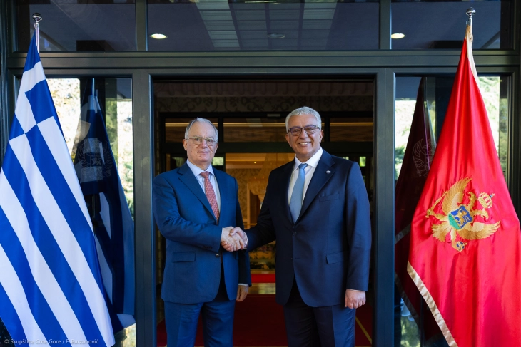 Grčka će na svakom nivou podržati želju Crne Gore da postane članica EU