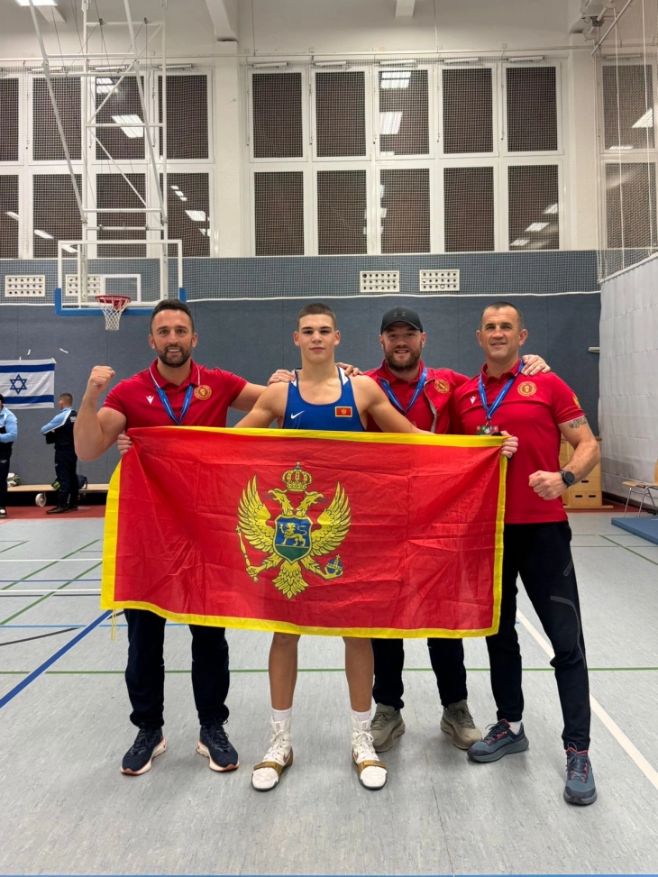 Raičević i Roganović izborili polufinale i osigurali medalje