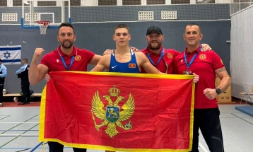Raičević i Roganović izborili polufinale i osigurali medalje
