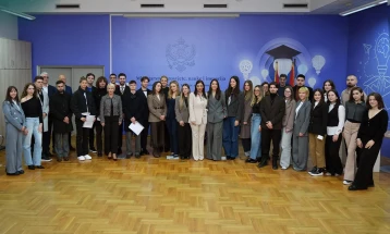 Stipendije do 25 hiljada EUR za najbolje studente u inostranstvu