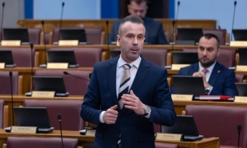 New legislative proposal on Sunday trading ban announced 