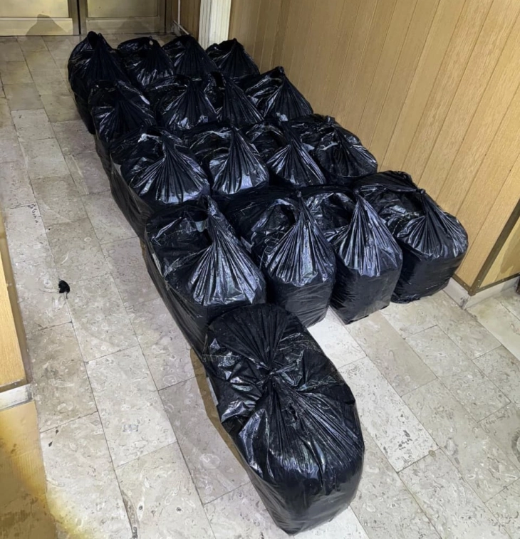 U Tuzima zaplijenjeno 255 kg duvana, uhapšene dvije osobe