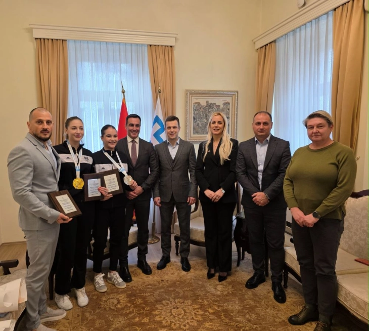 Mujović:  Podgorica ponosna na uspjehe svojih karatista