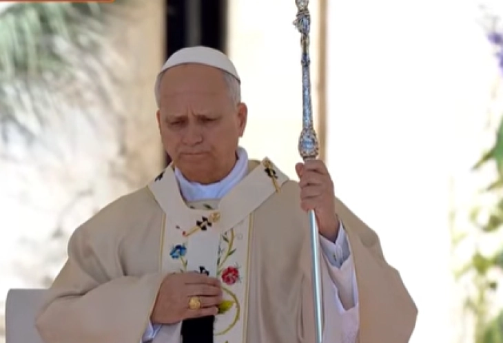 Papa Lav pozvao na polaganje oružja