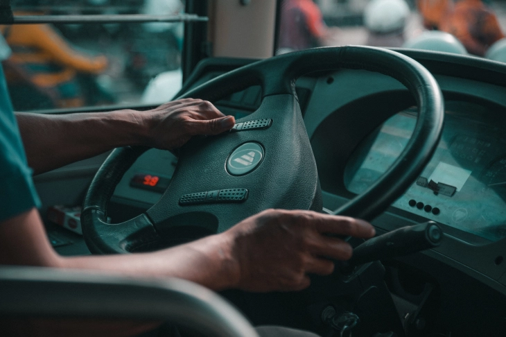 Vozač autobusa koji je prevozio učenike bio pod dejstvom alkohola