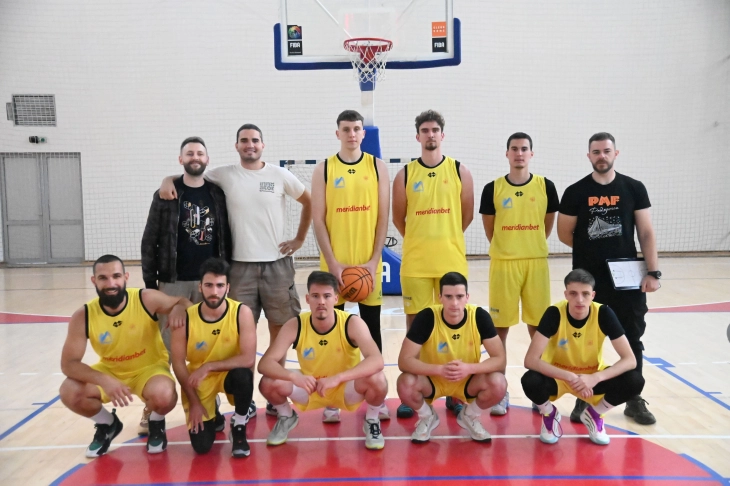 PMF brani trofej