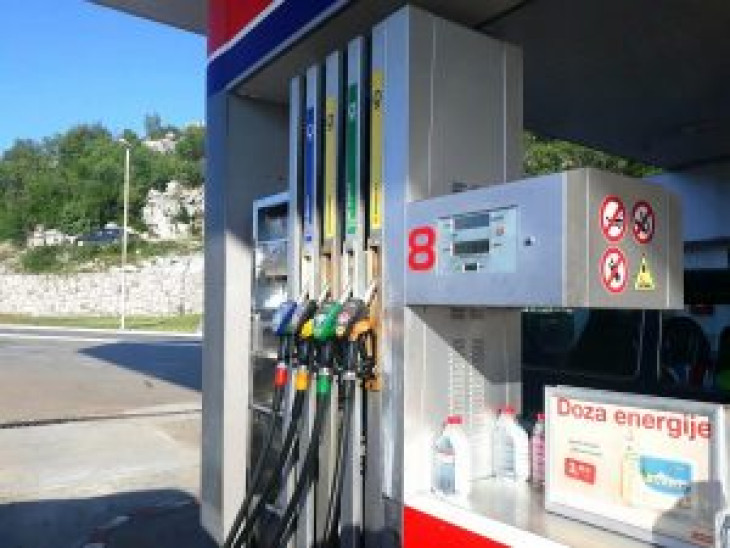 Od ponoći skuplji eurodizel