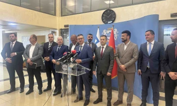 Šarec sa čelnicima opština: ZOCG da bude više uključena u donošenje zakona
