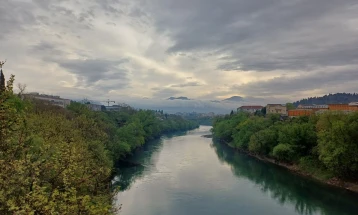 Sjutra promjenljivo, mjestimično moguća kiša