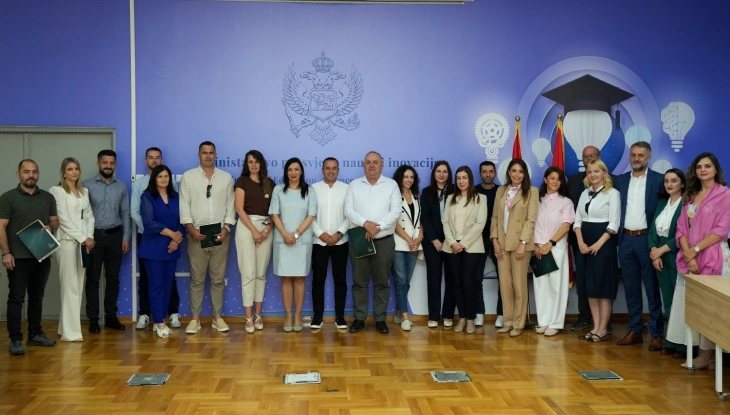 Potpisani ugovori za promociju nauke i istraživanja