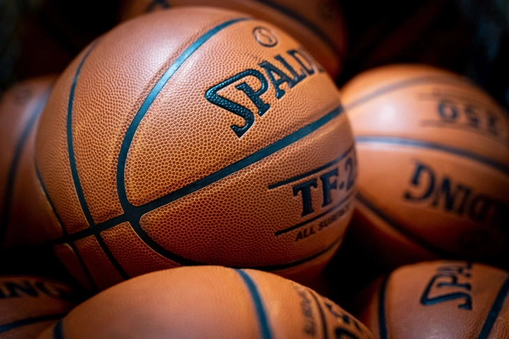 Obezbijeđena sportska oprema za četiri osnovne škole