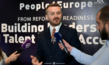 Dukaj sjutra na Evropskoj konferenciji o vještačkoj inteligenciji