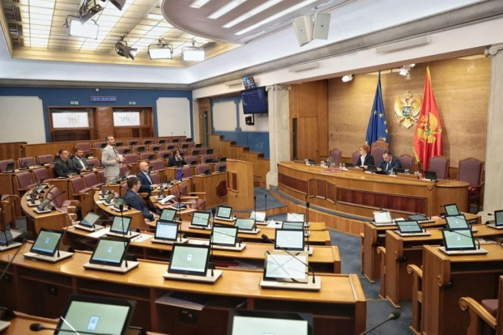 Poslanici nastavili raspravu o izmjenama Ustava