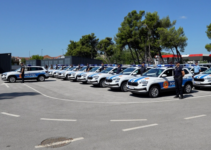 23 new vehicles for border police sector