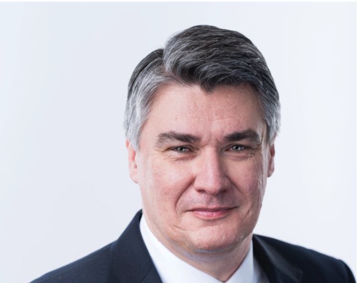 Milanovic: Border issue must be resolved, Jadran training ship not of crucial importance