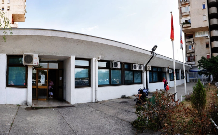 Za praznik dežurni domovi zdravlja u Bloku V, Tuzima i Zeti
