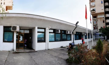 Za praznik dežurni domovi zdravlja u Bloku V, Tuzima i Zeti