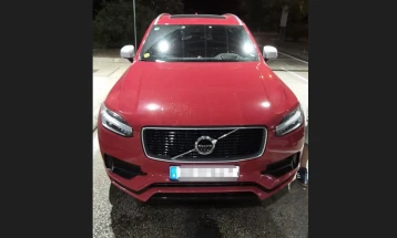 Granična policije oduzela dva vozila koja potražuje Interpol
