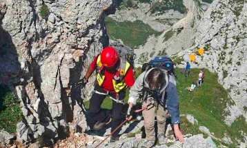 Pripadnici GSS-a spasili petočlanu porodicu iz Izraela kod Savinog kuka