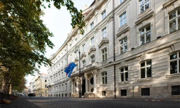 Croatia urges Montenegro to speed up work on open issues: Time for decisive steps