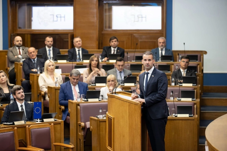 Spajić: Irelevantno koliko Vlada ima članova, parlament glomazniji