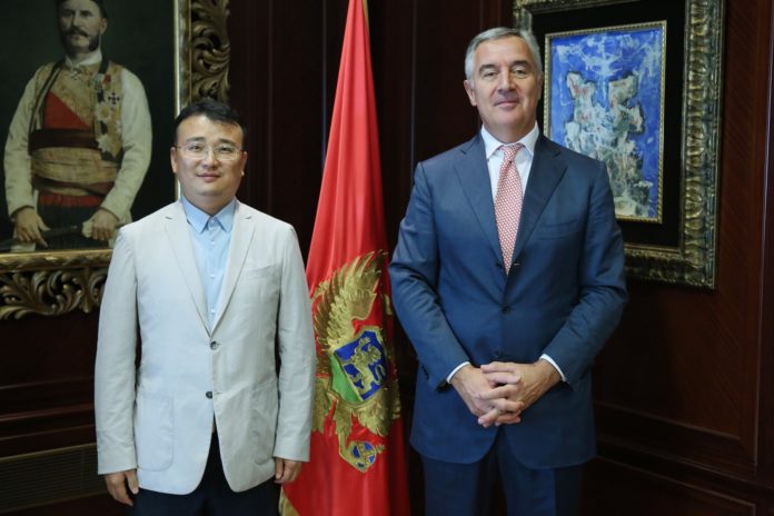 Đukanović, Dong o auto-putu