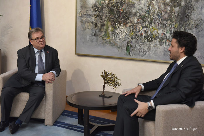 Dritan Abazovic - Kristijan Timonije, ambasador Francuske