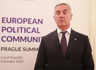 Milo Đukanović, Evropska politička zajednica, Zapadni Balkan, Rusija,Ukrajina, EU