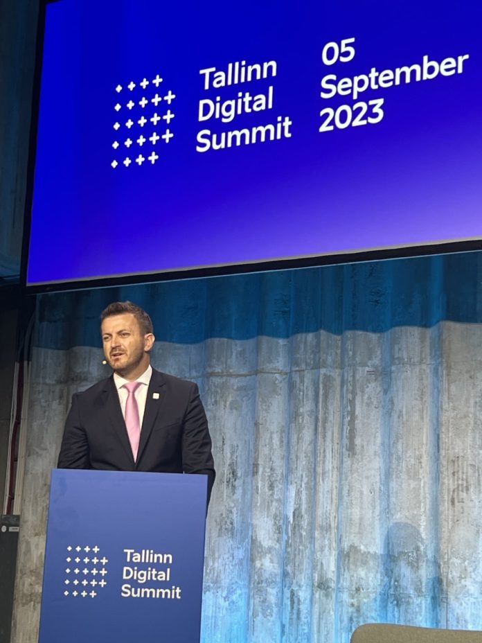 Maraš Dukaj, Digitalni samit u Talinu