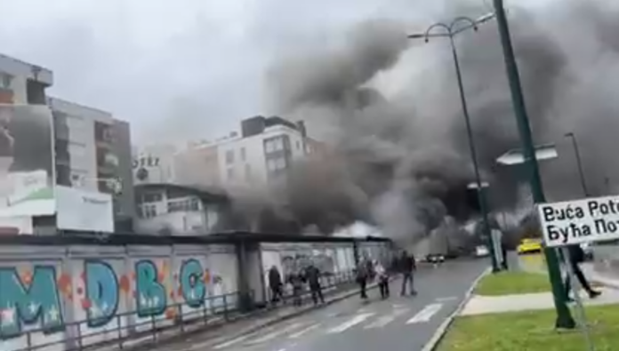 Veliki požar na pijaci u Sarajevu