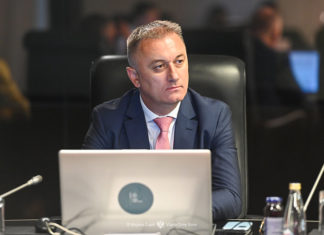 ministar socijalnog staranja, brige o porodici i demografije Damir Gutic