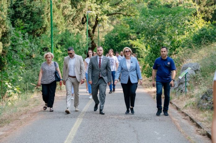 Injac i Rakcevic, obilazak lokacija na brdu Gorica, pozar