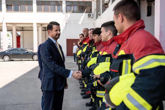 Milatovic obisao Sluzbu zastite i spasavanja Glavnog grada