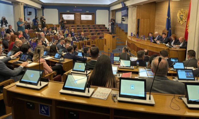 skupština, Zakon o biračkom spisku, dnevni red