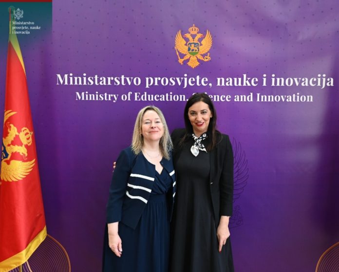 Anđela Jakšić Stojanović, francuski jezik, ambasadorka Francuske u Crnoj Gori An Mari Maske