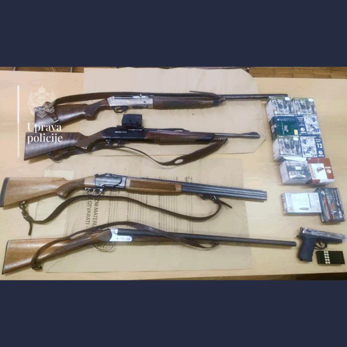 cetinje, policija, oružje
